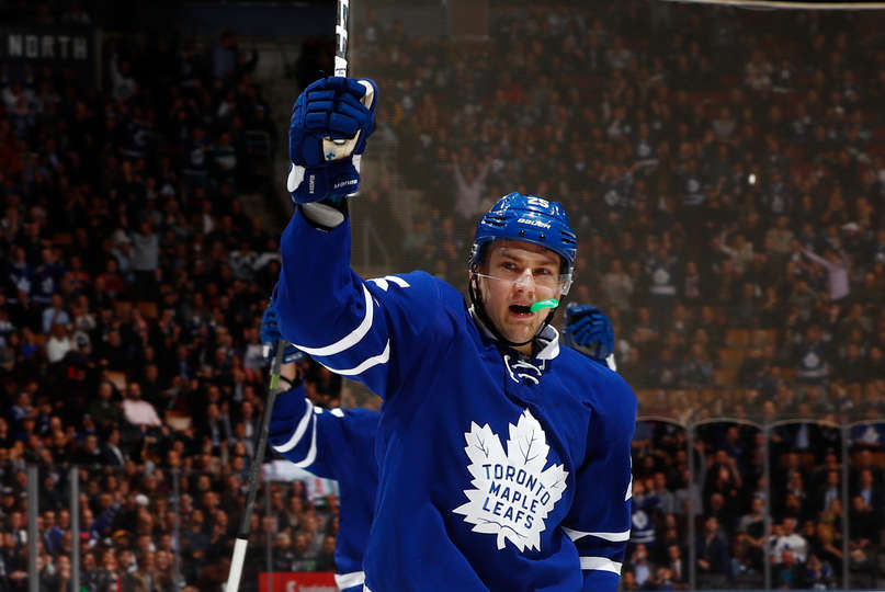 TORONTO, ON - NOVEMBER 15: James van Riemsdyk #25 of the Toronto Maple Leafs celebrates after scoring against the Nashville Predators during the first period at the Air Canada Centre on November 15, 2016 in Toronto, Ontario, Canada. (Photo by Mark Blinch/NHLI via Getty Images) 
